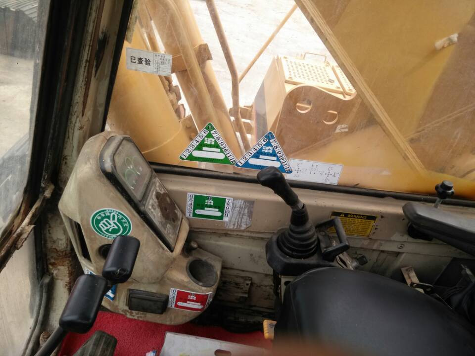 Caterpillar 330BL - Ekskavator me zinxhirë: foto 3 Caterpillar 330BL - Ekskavator me zinxhirë: foto 3