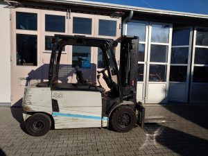 Hyundai 40B-9 - Pirun elektrik: foto 5 Hyundai 40B-9 - Pirun elektrik: foto 5