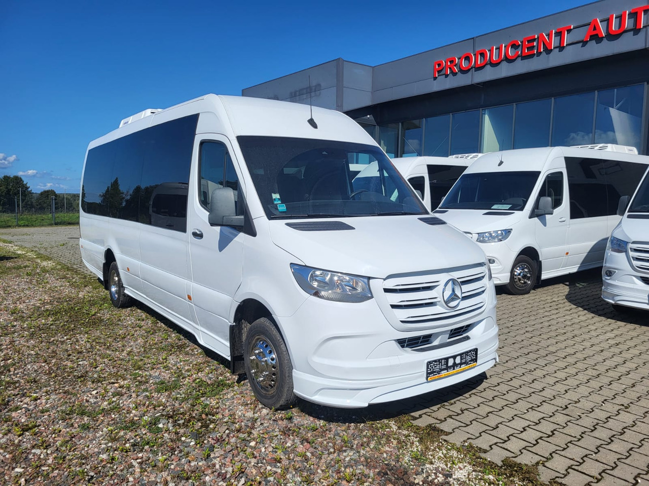 Sprinter 516 CDI 24 places + 4 standing - Autobus suburban: foto 1 Sprinter 516 CDI 24 places + 4 standing - Autobus suburban: foto 1