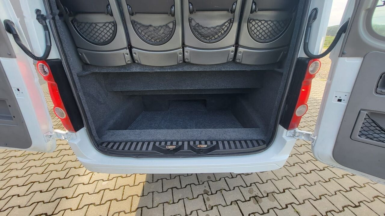 Volkswagen Crafter - 24 miejsca - Minibus, Furgon pasagjerësh: foto 5 Volkswagen Crafter - 24 miejsca - Minibus, Furgon pasagjerësh: foto 5