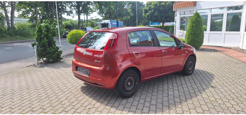 Fiat Punto - Veturë: foto 3 Fiat Punto - Veturë: foto 3