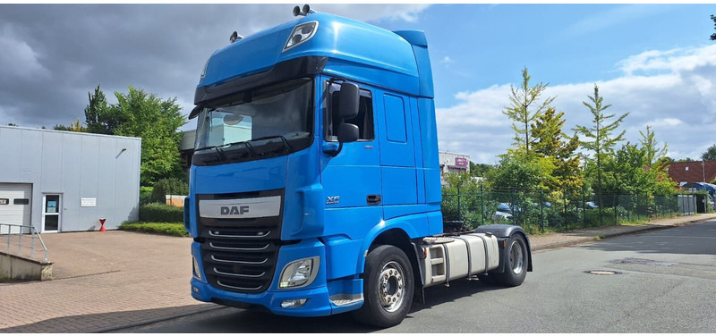 DAF XF106/460 - Gjysmë-kamion: foto 1 DAF XF106/460 - Gjysmë-kamion: foto 1