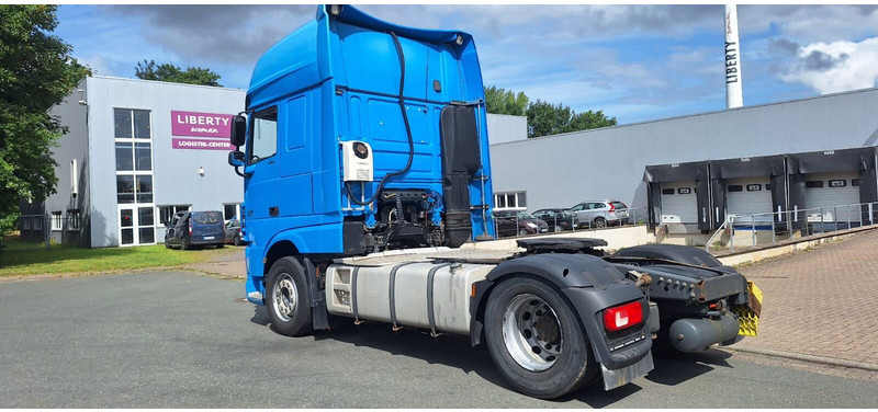 DAF XF106/460 - Gjysmë-kamion: foto 5 DAF XF106/460 - Gjysmë-kamion: foto 5