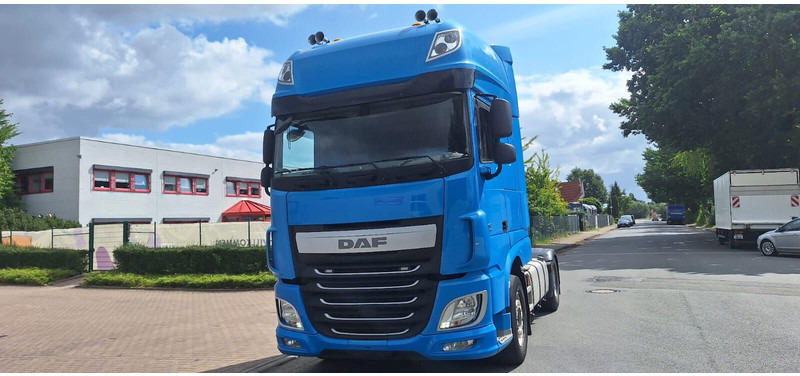 DAF XF106/460 - Gjysmë-kamion: foto 3 DAF XF106/460 - Gjysmë-kamion: foto 3