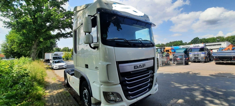 DAF XF106-460PS 1-Hand - Gjysmë-kamion: foto 1 DAF XF106-460PS 1-Hand - Gjysmë-kamion: foto 1