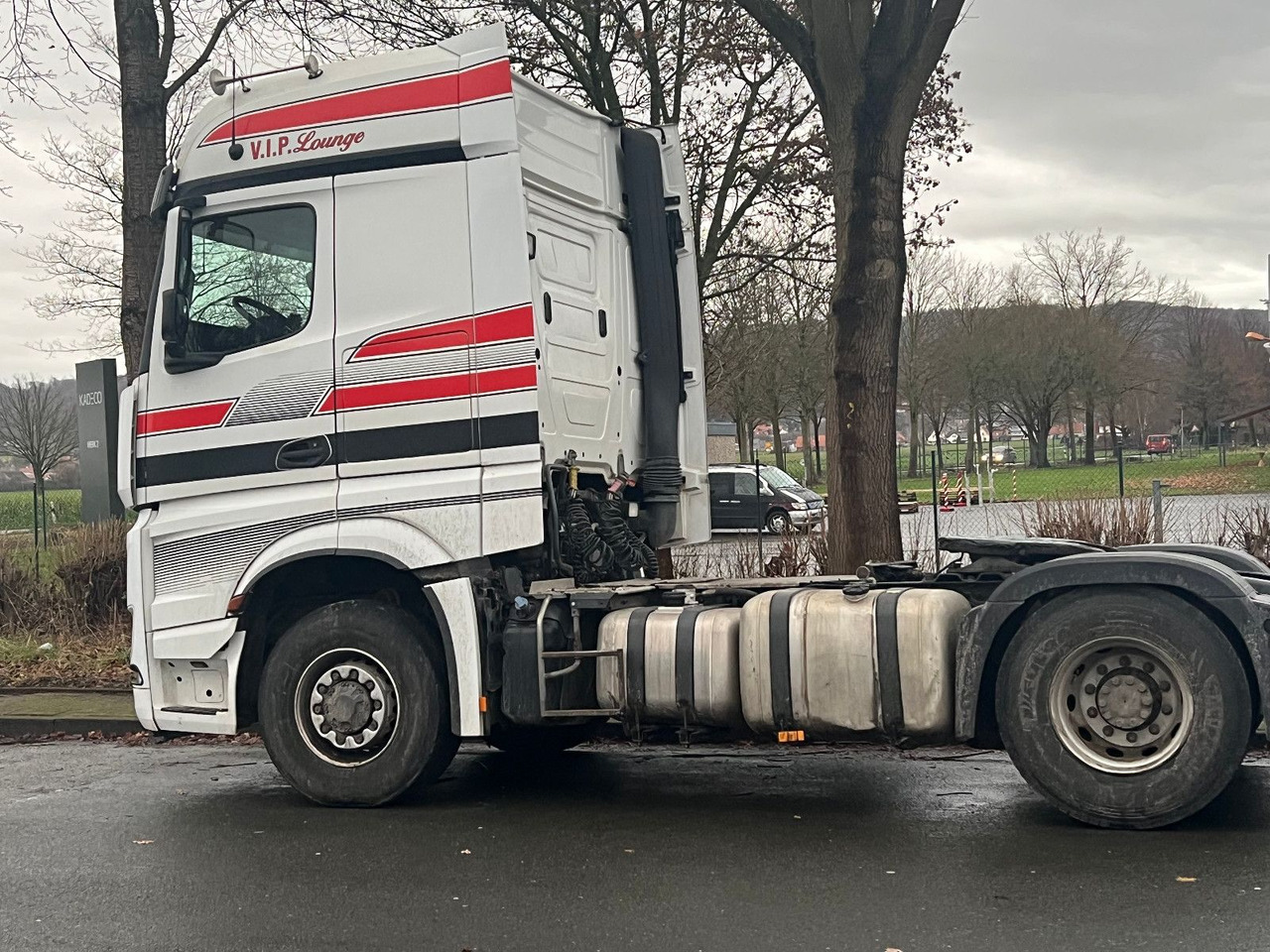 Mercedes-Benz 1845 Arocs 4x4 HD 1-Hand - Gjysmë-kamion: foto 4 Mercedes-Benz 1845 Arocs 4x4 HD 1-Hand - Gjysmë-kamion: foto 4