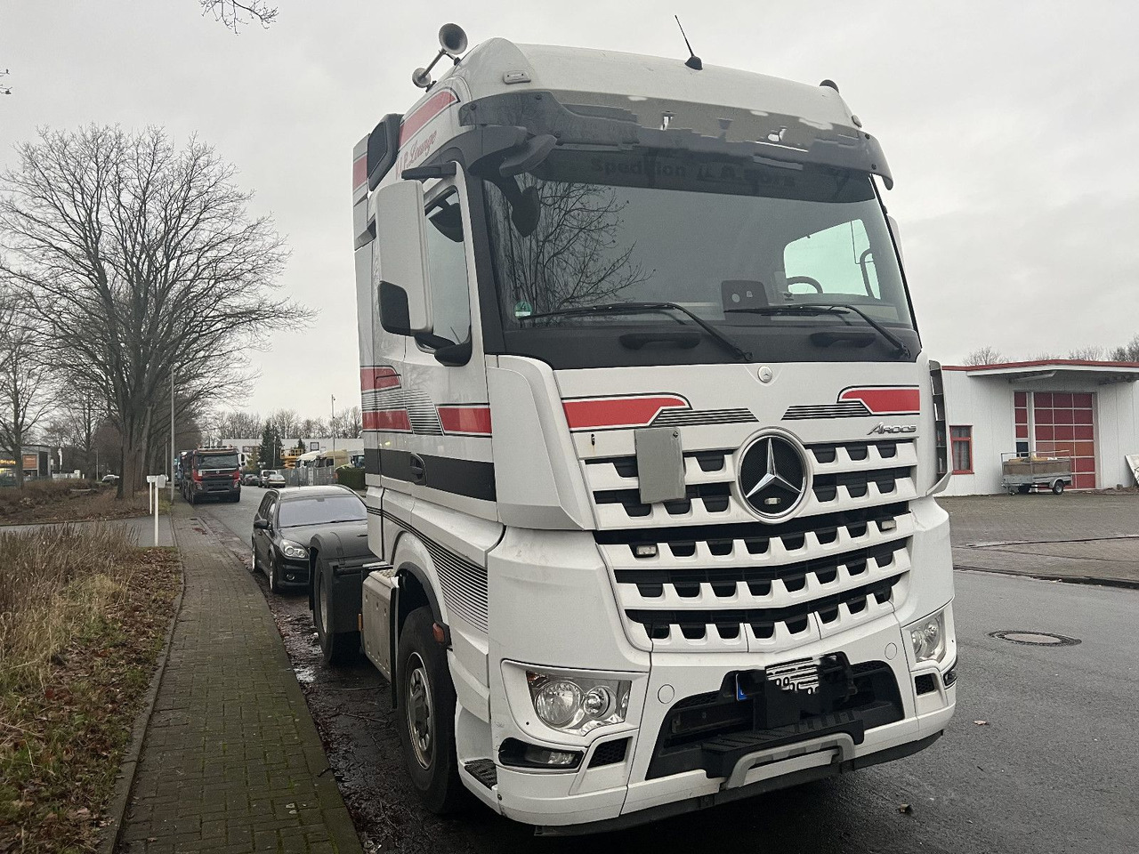 Mercedes-Benz 1845 Arocs 4x4 HD 1-Hand - Gjysmë-kamion: foto 3 Mercedes-Benz 1845 Arocs 4x4 HD 1-Hand - Gjysmë-kamion: foto 3