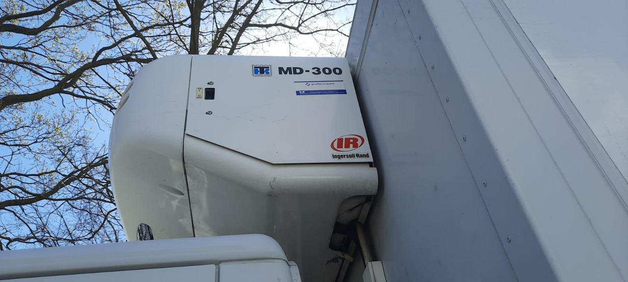 Iveco ML120E25 Tifkuhller Th. MD300 Diesel+Strom - Kamion frigorifer: foto 5 Iveco ML120E25 Tifkuhller Th. MD300 Diesel+Strom - Kamion frigorifer: foto 5