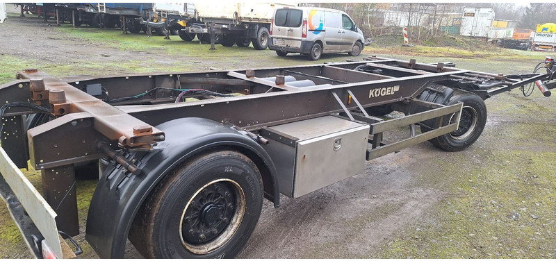 Kögel AW 18 BDF-Anhänger - Transportjer kontejnerësh/ Rimorkio me karroceri të çmontueshme: foto 2 Kögel AW 18 BDF-Anhänger - Transportjer kontejnerësh/ Rimorkio me karroceri të çmontueshme: foto 2
