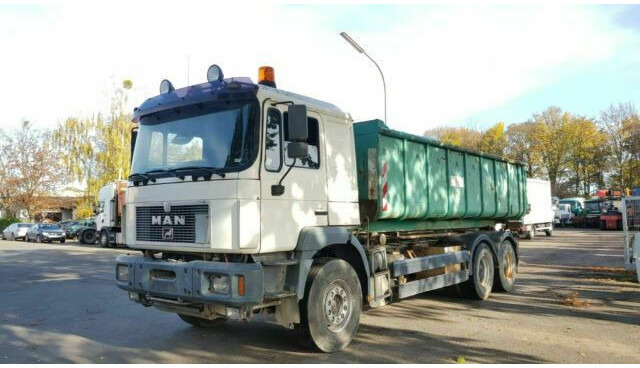 MAN 27.403MAN 6x4 Abroller/Kipper Mulde - Kamion vetëshkarkues: foto 1 MAN 27.403MAN 6x4 Abroller/Kipper Mulde - Kamion vetëshkarkues: foto 1