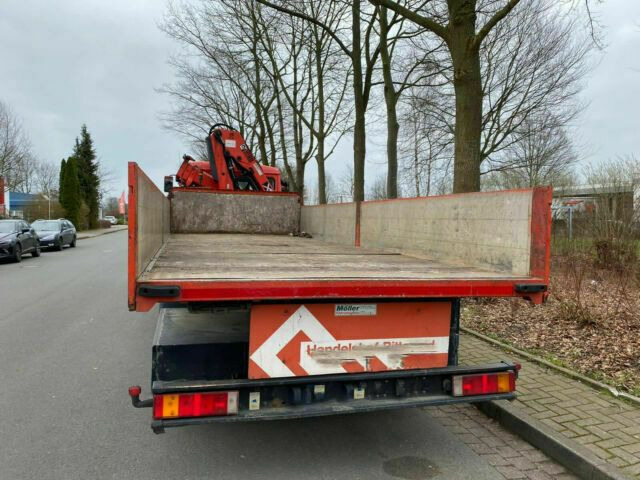 MAN ME18.284 mit Kran Not Aus Hiab 122B - Kamion me karroceri të hapur, Kamion me vinç: foto 2 MAN ME18.284 mit Kran Not Aus Hiab 122B - Kamion me karroceri të hapur, Kamion me vinç: foto 2