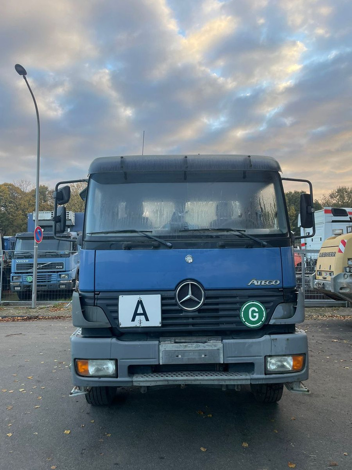 Mercedes-Benz 1828 Absetzkipper - Kamion vetëshkarkues: foto 3 Mercedes-Benz 1828 Absetzkipper - Kamion vetëshkarkues: foto 3