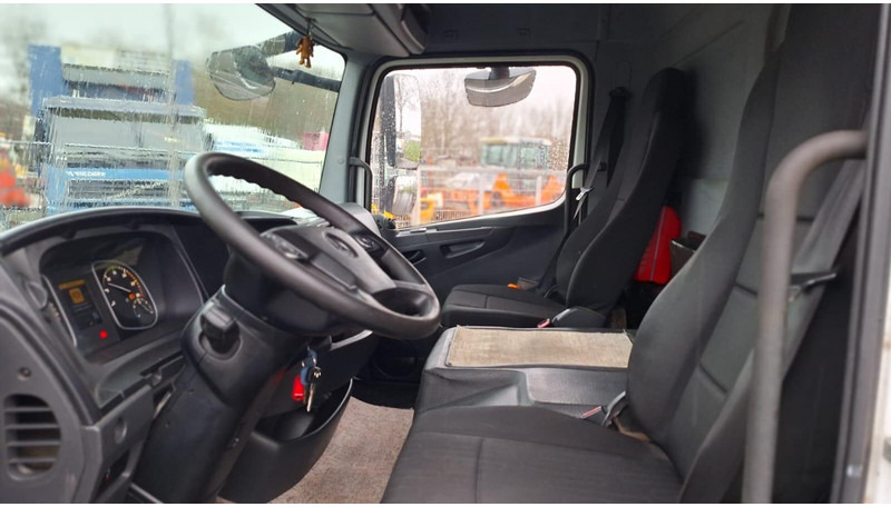 Mercedes-Benz 816 Atego 4x2 Plane Spriegel Klima - Kamion me tendë: foto 2 Mercedes-Benz 816 Atego 4x2 Plane Spriegel Klima - Kamion me tendë: foto 2