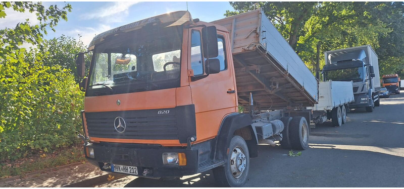 Mercedes-Benz  - Kamion vetëshkarkues: foto 3 Mercedes-Benz  - Kamion vetëshkarkues: foto 3