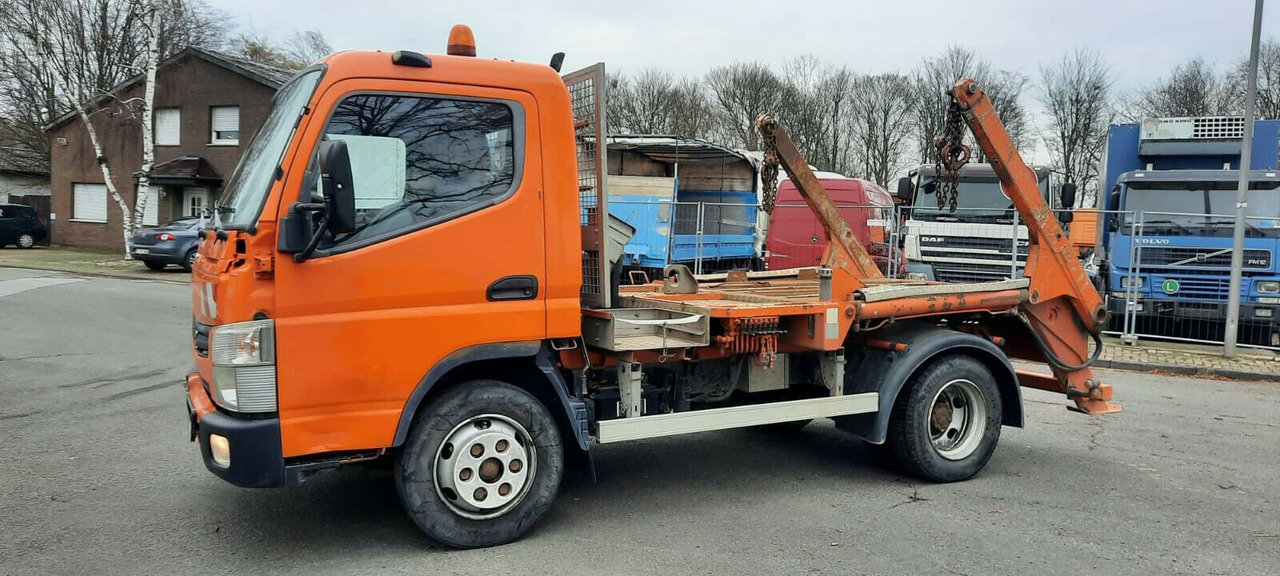 Mitsubishi Canter Absetzer Klima AHK Diff/Sperre - Fadromë ngarkuese: foto 3 Mitsubishi Canter Absetzer Klima AHK Diff/Sperre - Fadromë ngarkuese: foto 3