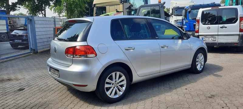 Volkswagen Golf - Veturë: foto 3 Volkswagen Golf - Veturë: foto 3