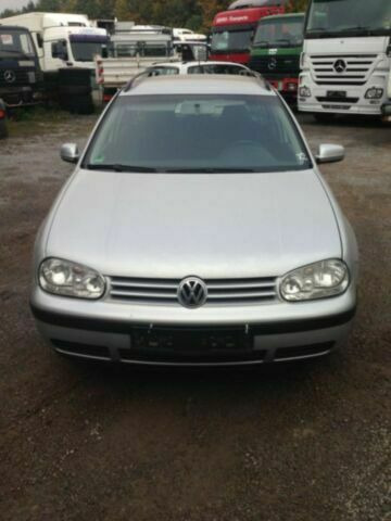 Volkswagen Golf Variant 1.9 TDI Comfortline - Veturë: foto 1 Volkswagen Golf Variant 1.9 TDI Comfortline - Veturë: foto 1