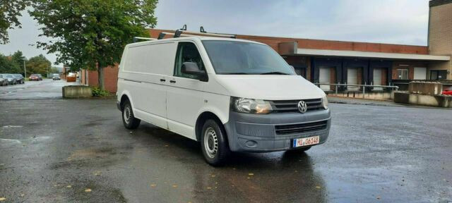 Volkswagen Transporter TDI Kastenwagen Lang - Furgon i vogël: foto 1 Volkswagen Transporter TDI Kastenwagen Lang - Furgon i vogël: foto 1