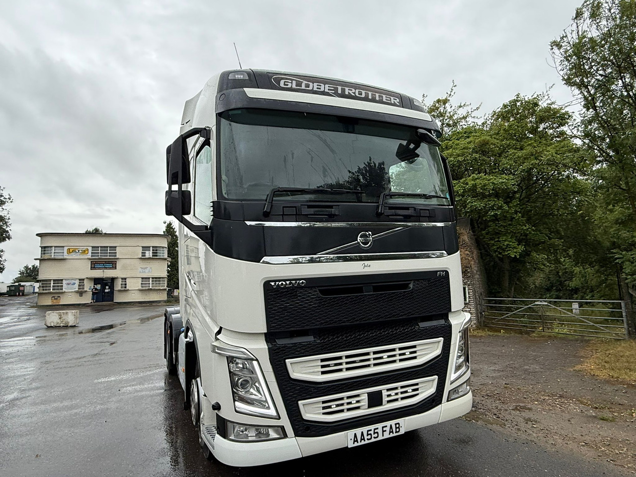2016 Volvo FH 460 Tractor Unit - Gjysmë-kamion: foto 2 2016 Volvo FH 460 Tractor Unit - Gjysmë-kamion: foto 2