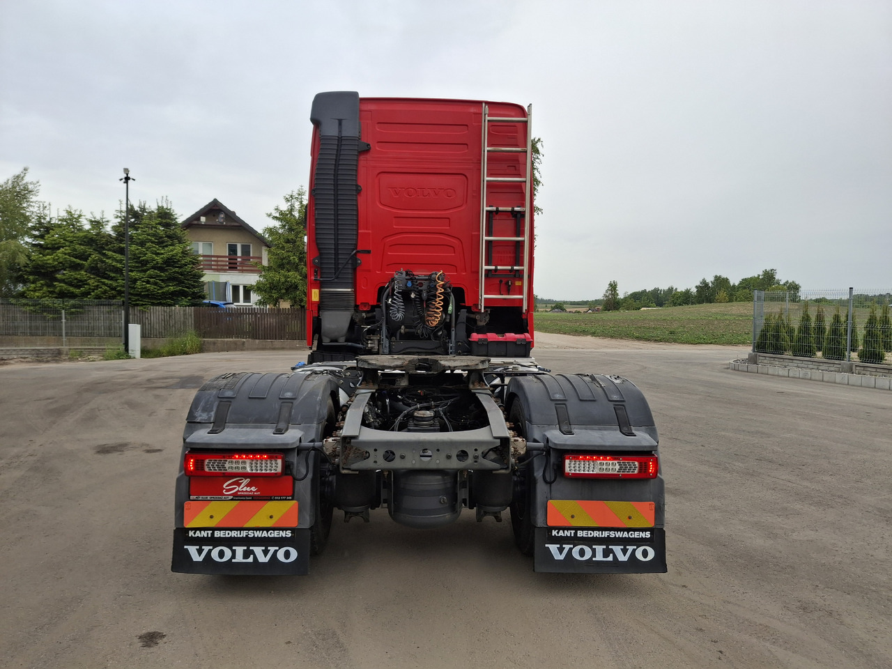 VOLVO FH 420 ADR Sattelzugmaschine Euro 6 Ciągnik Siodłowy Automat Światła LED - Gjysmë-kamion: foto 4 VOLVO FH 420 ADR Sattelzugmaschine Euro 6 Ciągnik Siodłowy Automat Światła LED - Gjysmë-kamion: foto 4