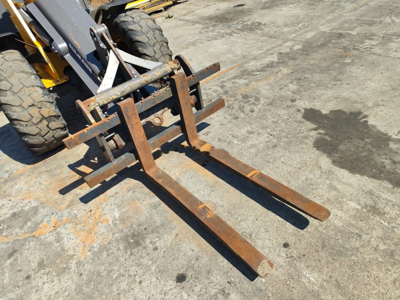 Fadrom me goma Mecalac AX 1000: foto 10 Fadrom me goma Mecalac AX 1000: foto 10