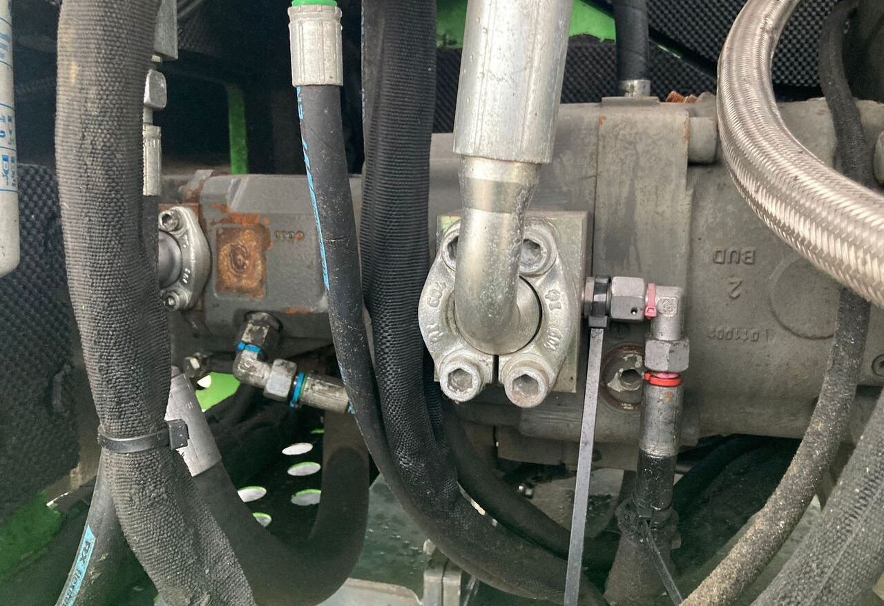 Lizingu i Sennebogen 818 M Sennebogen 818 M: foto 15 Lizingu i Sennebogen 818 M Sennebogen 818 M: foto 15