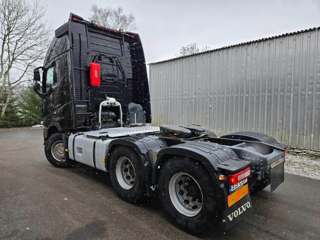 Volvo FH540 6X4 DUALCLUTCH - Gjysmë-kamion: foto 2 Volvo FH540 6X4 DUALCLUTCH - Gjysmë-kamion: foto 2