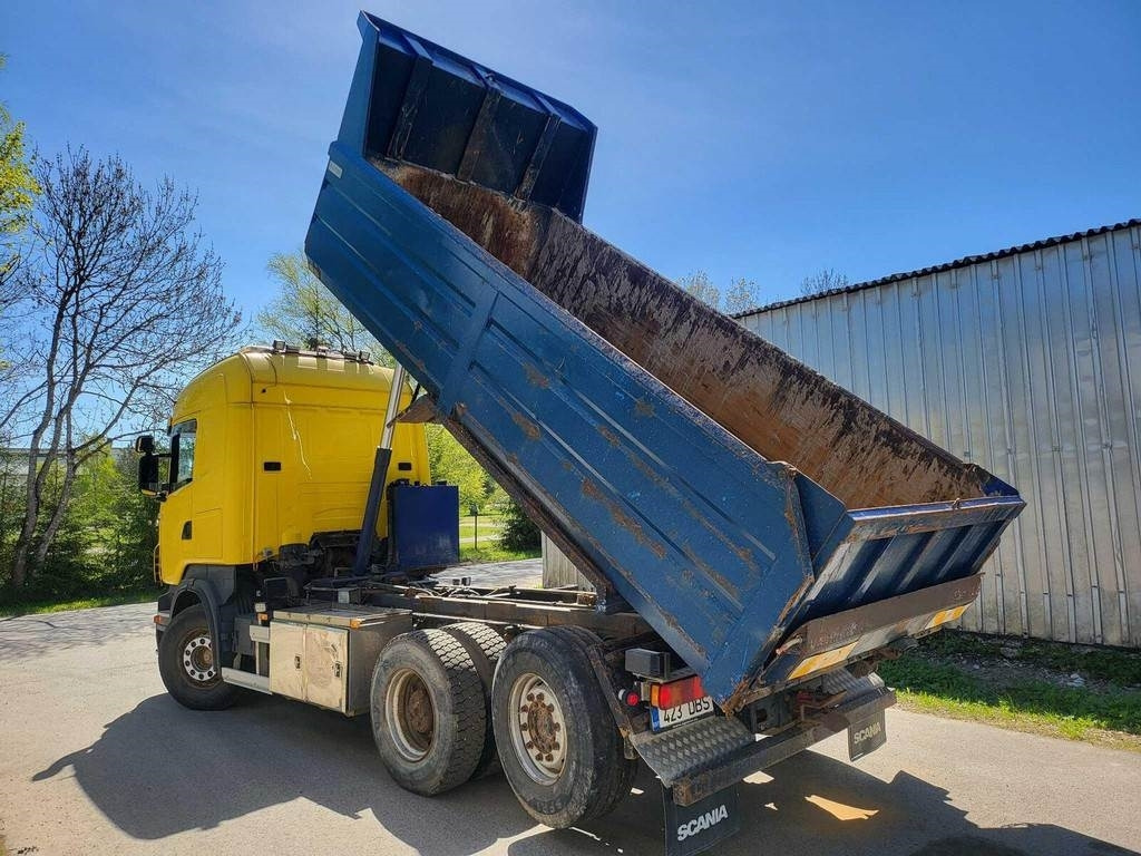 Scania R620 6X2*4  - Kamion vetëshkarkues: foto 3 Scania R620 6X2*4  - Kamion vetëshkarkues: foto 3