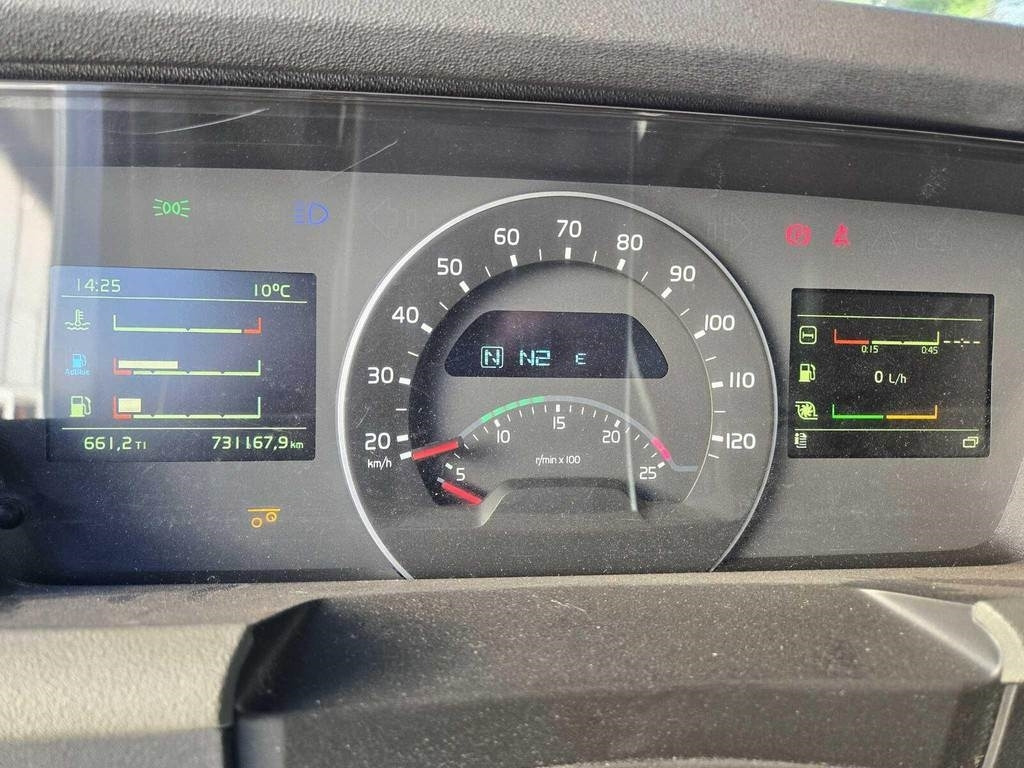 Kamion kabinë-shasi Volvo FH540 8X4 CHASSY: foto 12 Kamion kabinë-shasi Volvo FH540 8X4 CHASSY: foto 12