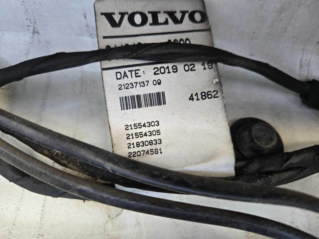 Kamion kabinë-shasi Volvo FH540 8X4 CHASSY: foto 20 Kamion kabinë-shasi Volvo FH540 8X4 CHASSY: foto 20