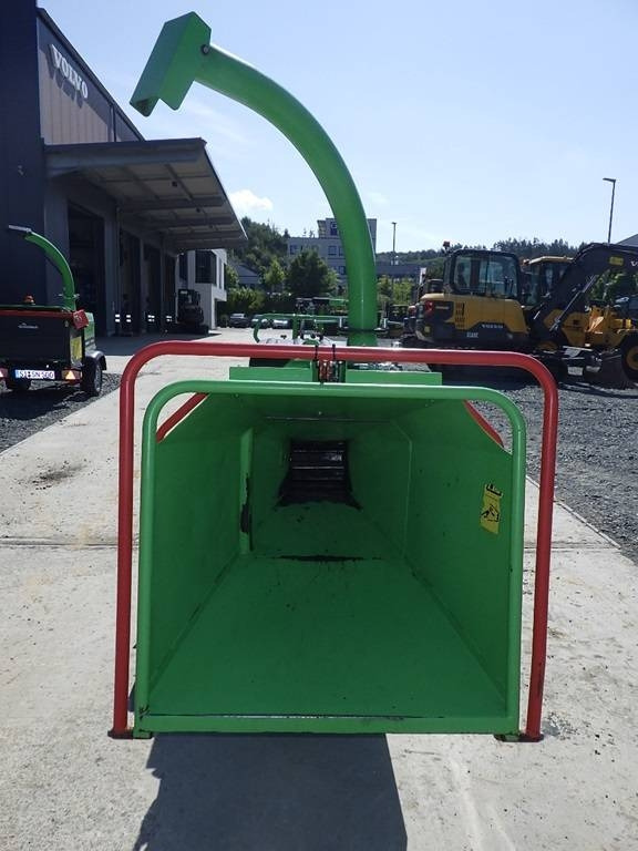 Greenmech SafeTrak STC 16-23 - Copëtuese druri: foto 2 Greenmech SafeTrak STC 16-23 - Copëtuese druri: foto 2