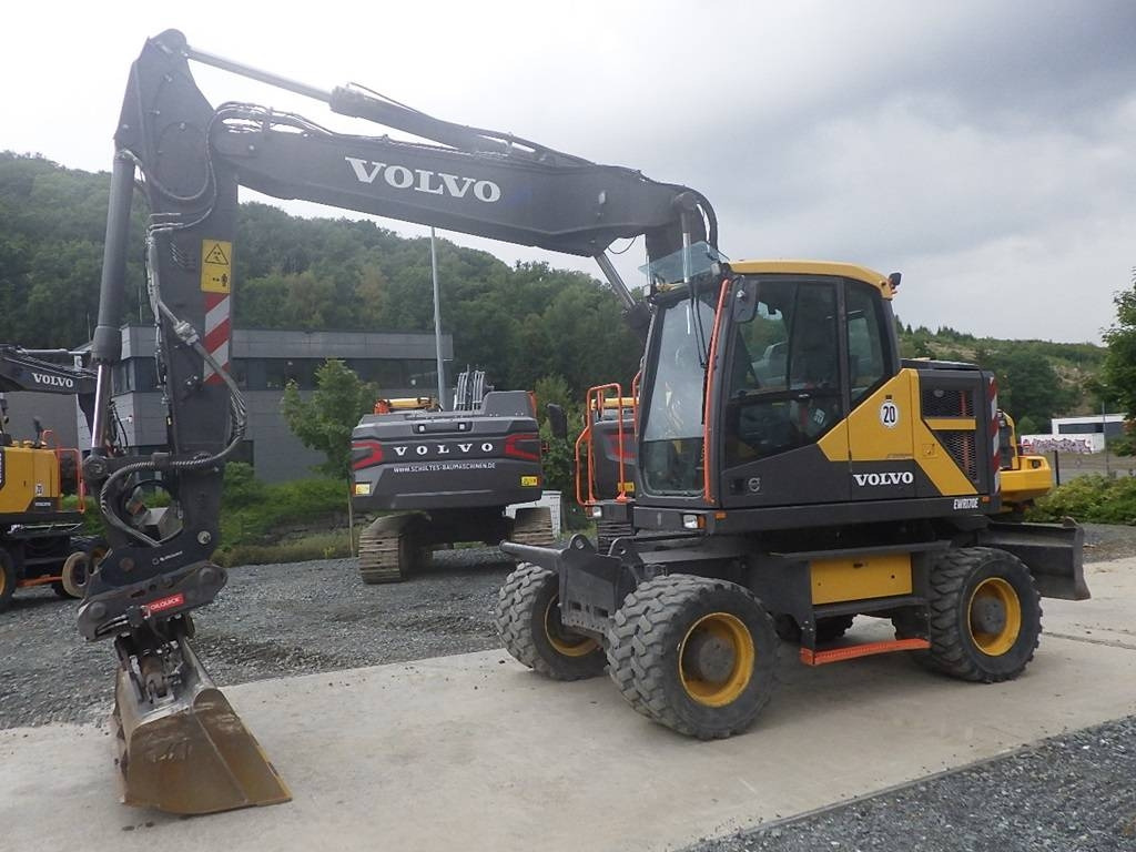 Volvo EWR 170 E - Ekskavator me goma: foto 1 Volvo EWR 170 E - Ekskavator me goma: foto 1