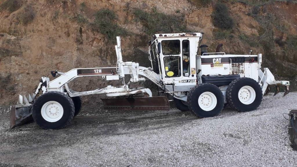 CAT 12 H VHP Plus - Makinë niveluese: foto 3 CAT 12 H VHP Plus - Makinë niveluese: foto 3