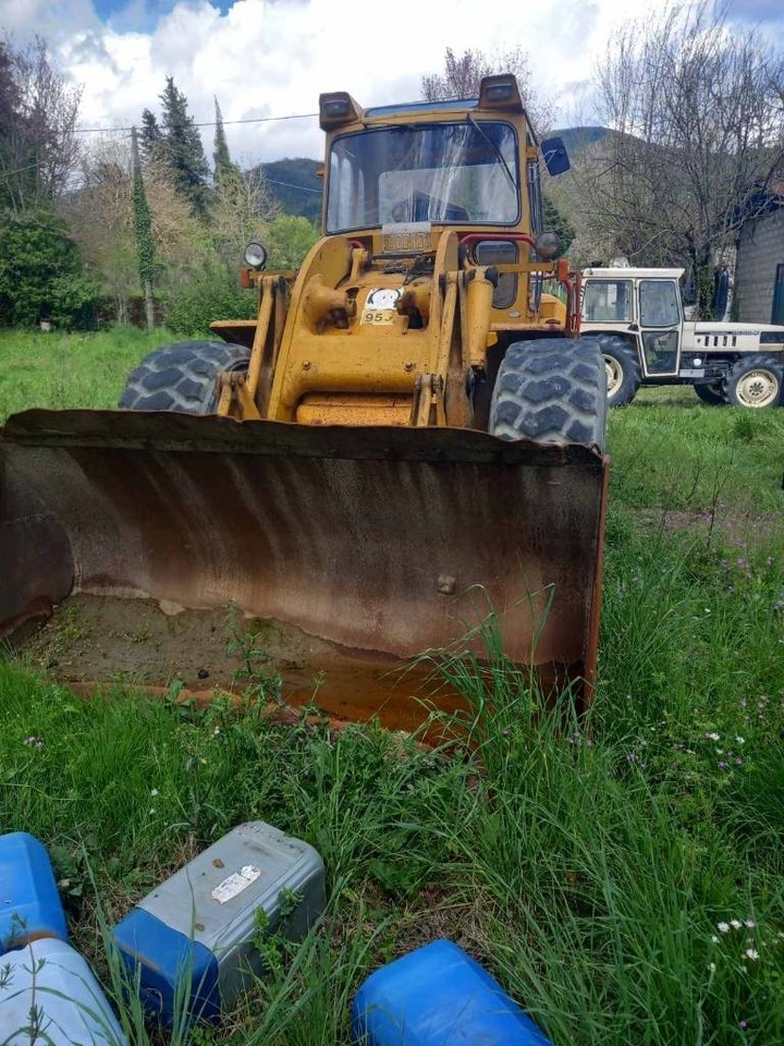 CAT 950 C - Fadrom me goma: foto 2 CAT 950 C - Fadrom me goma: foto 2