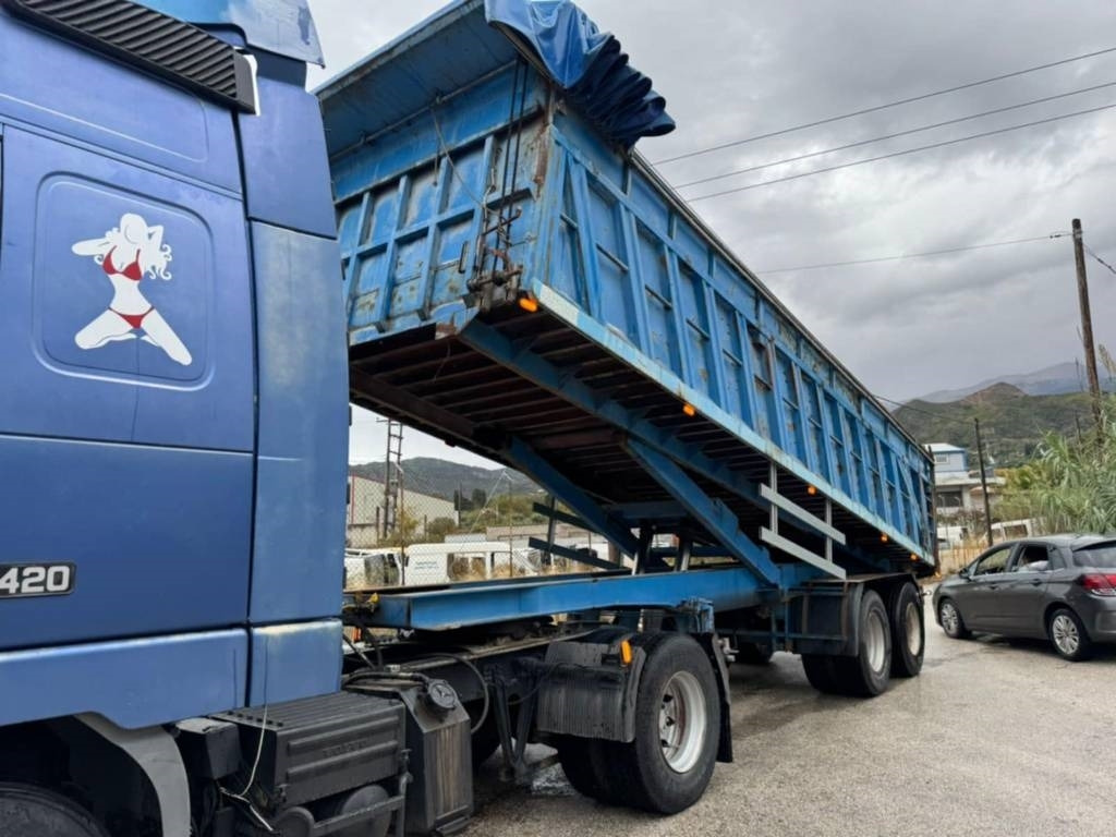 Kamion vetëshkarkues Volvo FH 12 420: foto 17