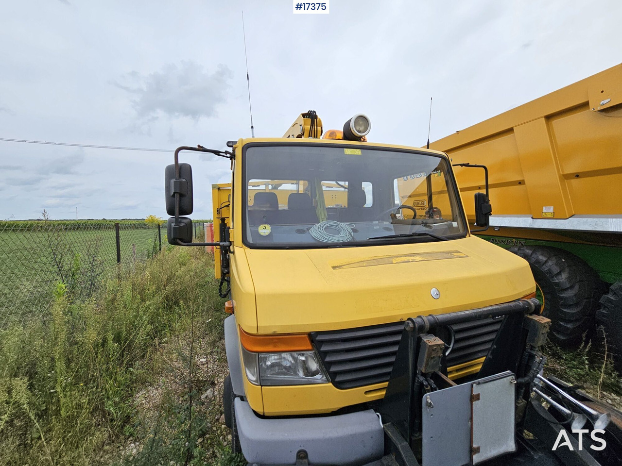2003 Mercedes-Benz 814D dwudrogowy z HDS 16m - Kamion me vinç: foto 4 2003 Mercedes-Benz 814D dwudrogowy z HDS 16m - Kamion me vinç: foto 4