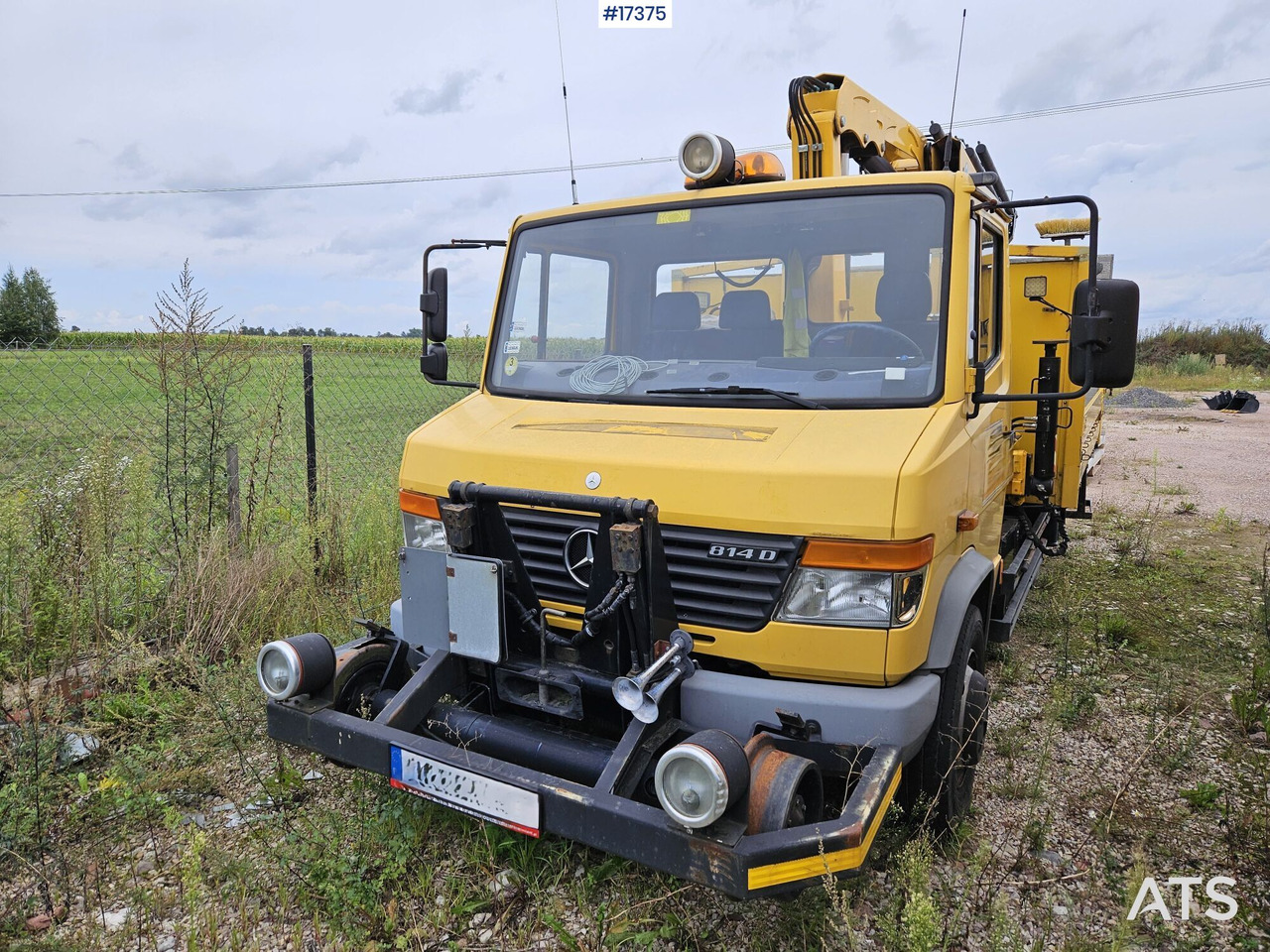 2003 Mercedes-Benz 814D dwudrogowy z HDS 16m - Kamion me vinç: foto 1 2003 Mercedes-Benz 814D dwudrogowy z HDS 16m - Kamion me vinç: foto 1