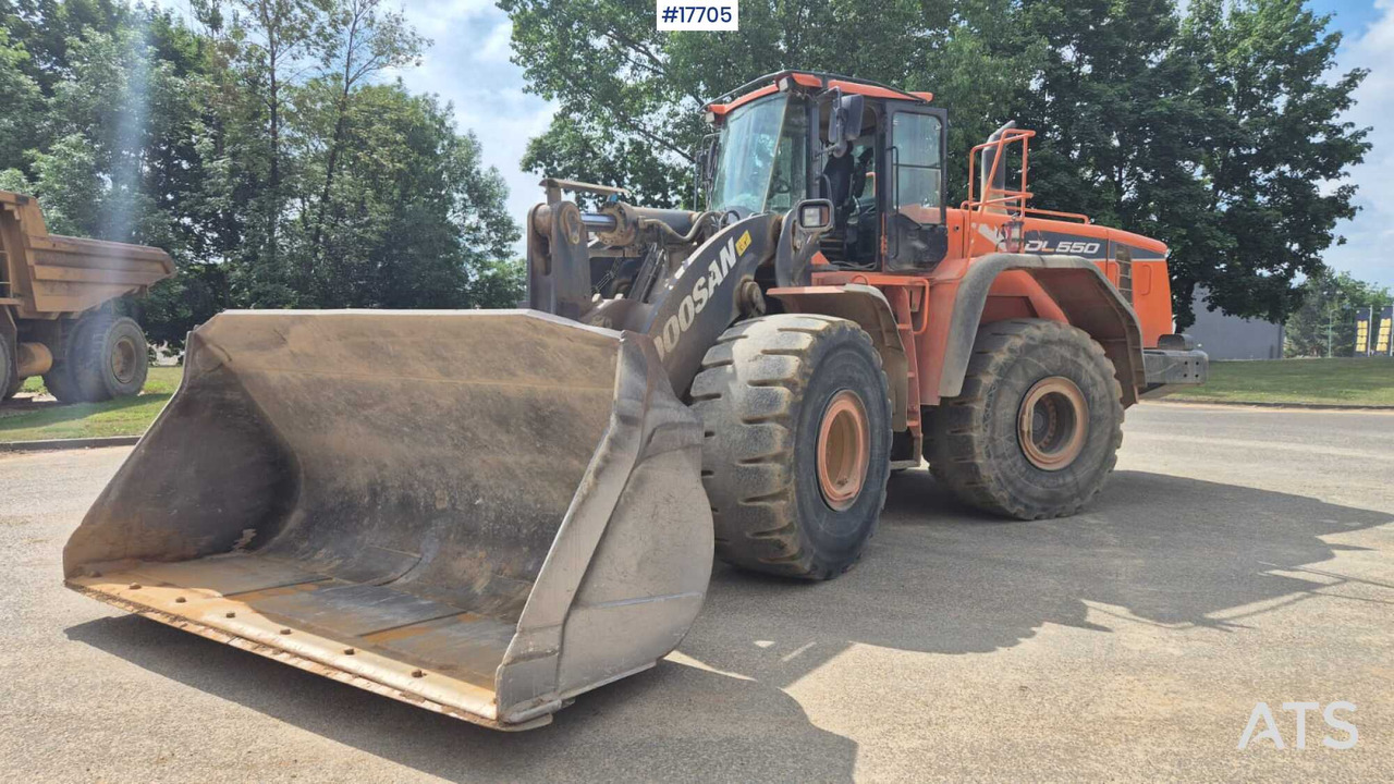 2019 Doosan DL550-5 - Fadrom me goma: foto 2 2019 Doosan DL550-5 - Fadrom me goma: foto 2