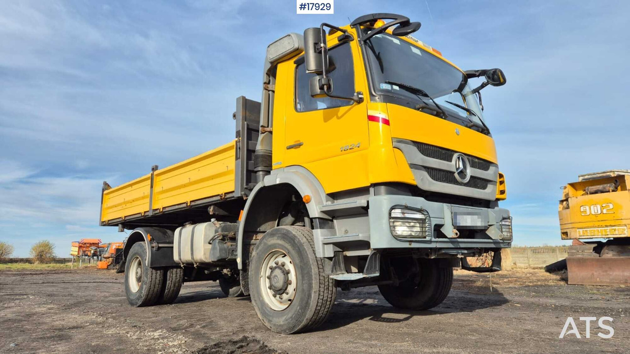 Mercedes-Benz 1824 4x4 dump truck (2005) - Makineritë e tjera: foto 2 Mercedes-Benz 1824 4x4 dump truck (2005) - Makineritë e tjera: foto 2