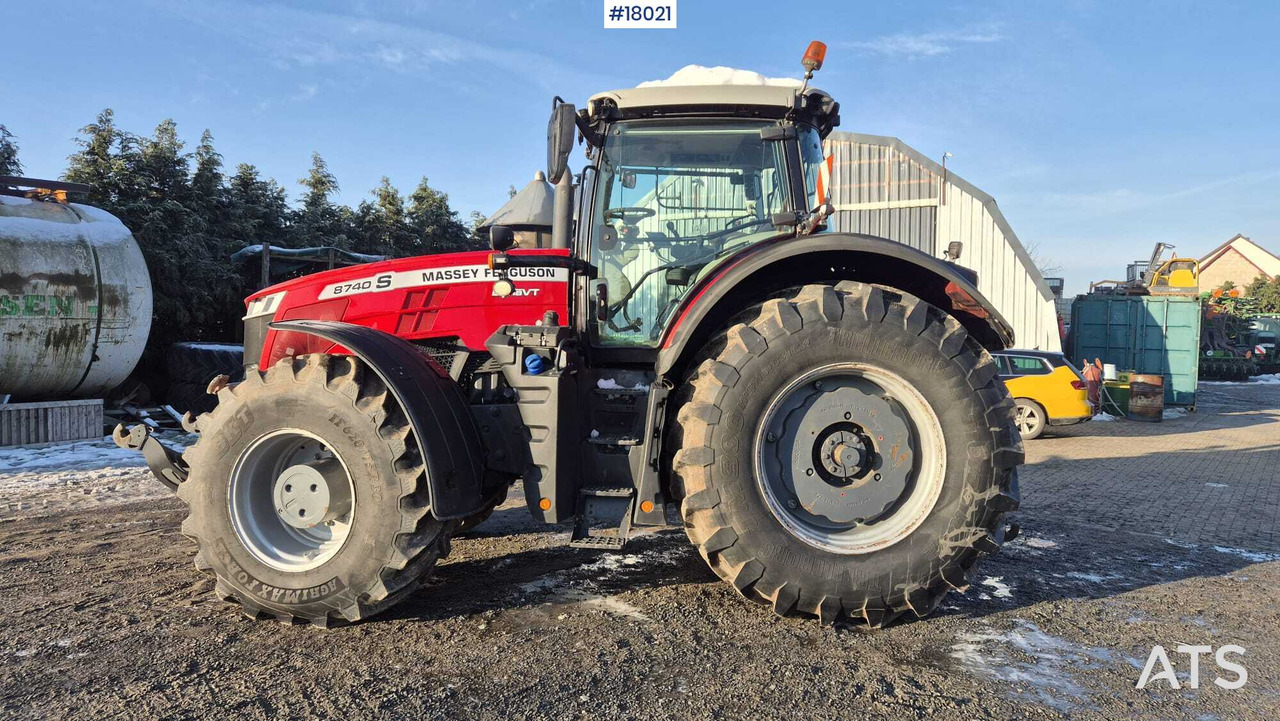 Massey Ferguson 8740S agricultural tractor (2019) - Traktor: foto 5 Massey Ferguson 8740S agricultural tractor (2019) - Traktor: foto 5