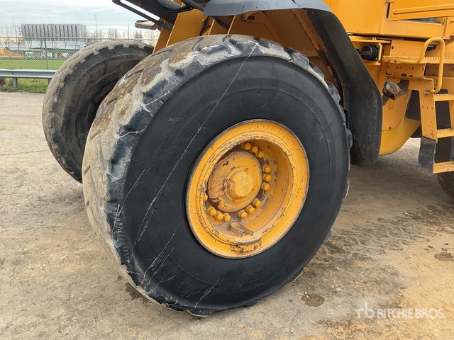 2006 Volvo L120E Wheel Loader - Fadrom me goma: foto 4 2006 Volvo L120E Wheel Loader - Fadrom me goma: foto 4