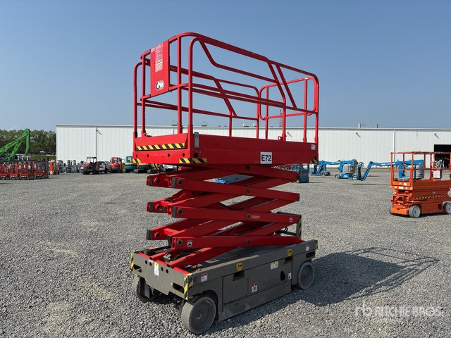 2012 Haulotte Compact 10 Electric Scissor Lift - Ngritës gërshërë: foto 4 2012 Haulotte Compact 10 Electric Scissor Lift - Ngritës gërshërë: foto 4