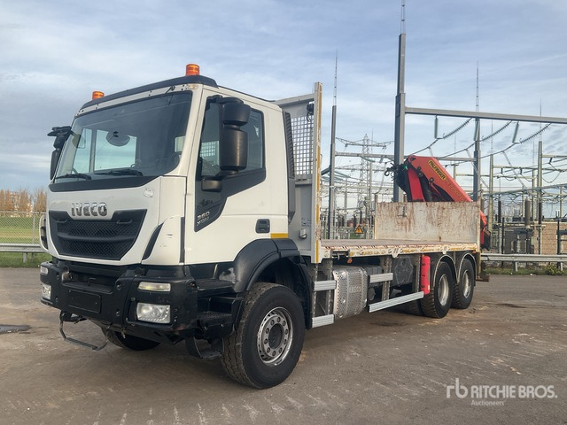 2018 Iveco 260T36 2018 Palfinger PK22002-EH Artic ... Flatbed Truck with Crane - Kamion me karroceri të hapur, Kamion me vinç: foto 1 2018 Iveco 260T36 2018 Palfinger PK22002-EH Artic ... Flatbed Truck with Crane - Kamion me karroceri të hapur, Kamion me vinç: foto 1