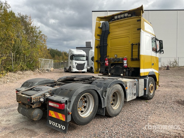 2013 Volvo FH62TB 6x2 T/A Sleeper Truck Tractor - Gjysmë-kamion: foto 5 2013 Volvo FH62TB 6x2 T/A Sleeper Truck Tractor - Gjysmë-kamion: foto 5