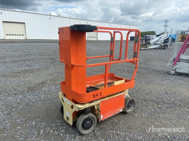 JLG 1230ES Vertical Mast Lift - Ngritës me direk vertikal: foto 1 JLG 1230ES Vertical Mast Lift - Ngritës me direk vertikal: foto 1