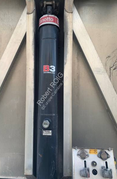 Benalu AgriLiner - Gjysmë rimorkio vetëshkarkuese: foto 4 Benalu AgriLiner - Gjysmë rimorkio vetëshkarkuese: foto 4