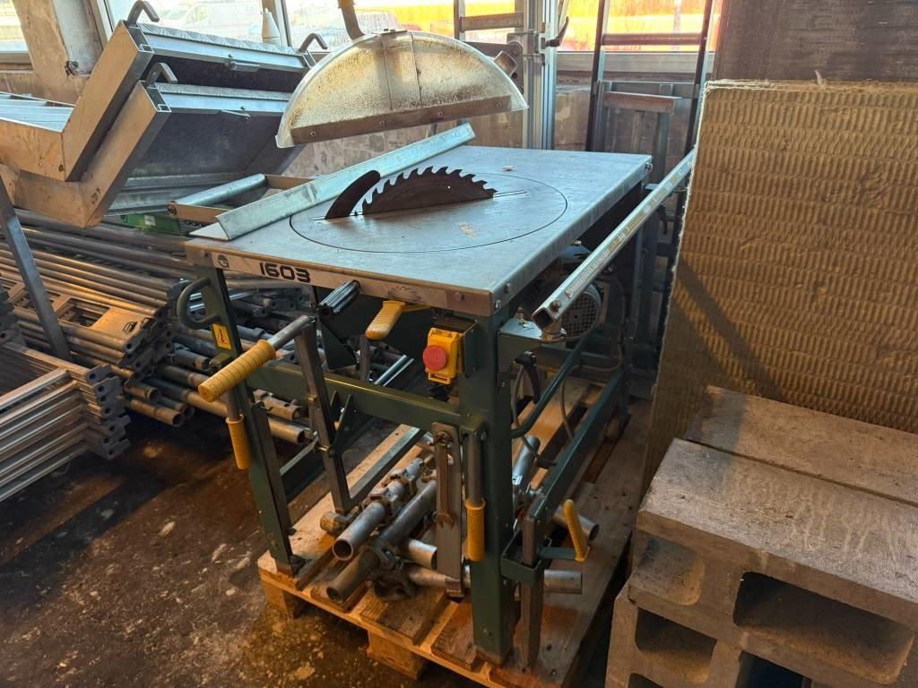 Ernex 1603 230/400 V gjerdesag med rullebord - Makineri për përpunimin e drurit: foto 3 Ernex 1603 230/400 V gjerdesag med rullebord - Makineri për përpunimin e drurit: foto 3