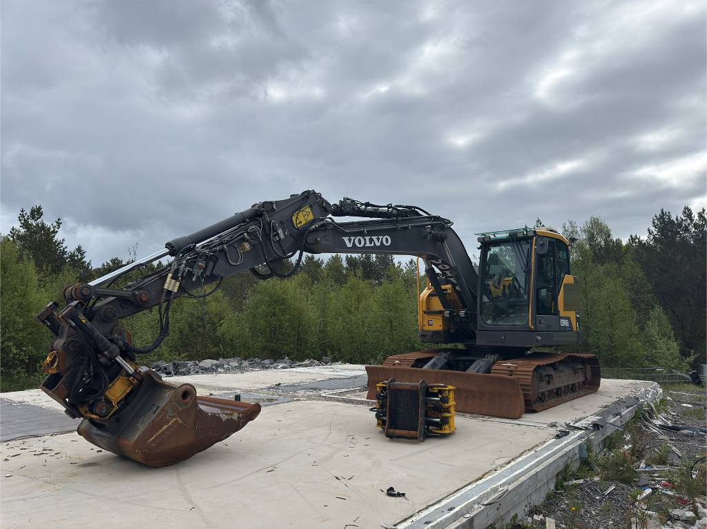 Volvo ECR 145 EL rototilt, GPS og 3 skuffer - Ekskavator me zinxhirë: foto 1 Volvo ECR 145 EL rototilt, GPS og 3 skuffer - Ekskavator me zinxhirë: foto 1