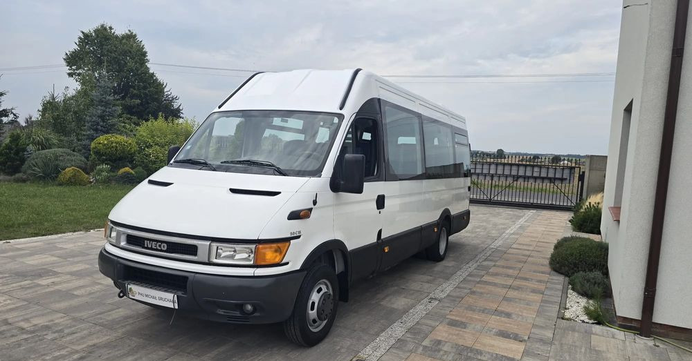 Iveco 50c15 - Minibus, Furgon pasagjerësh: foto 2 Iveco 50c15 - Minibus, Furgon pasagjerësh: foto 2