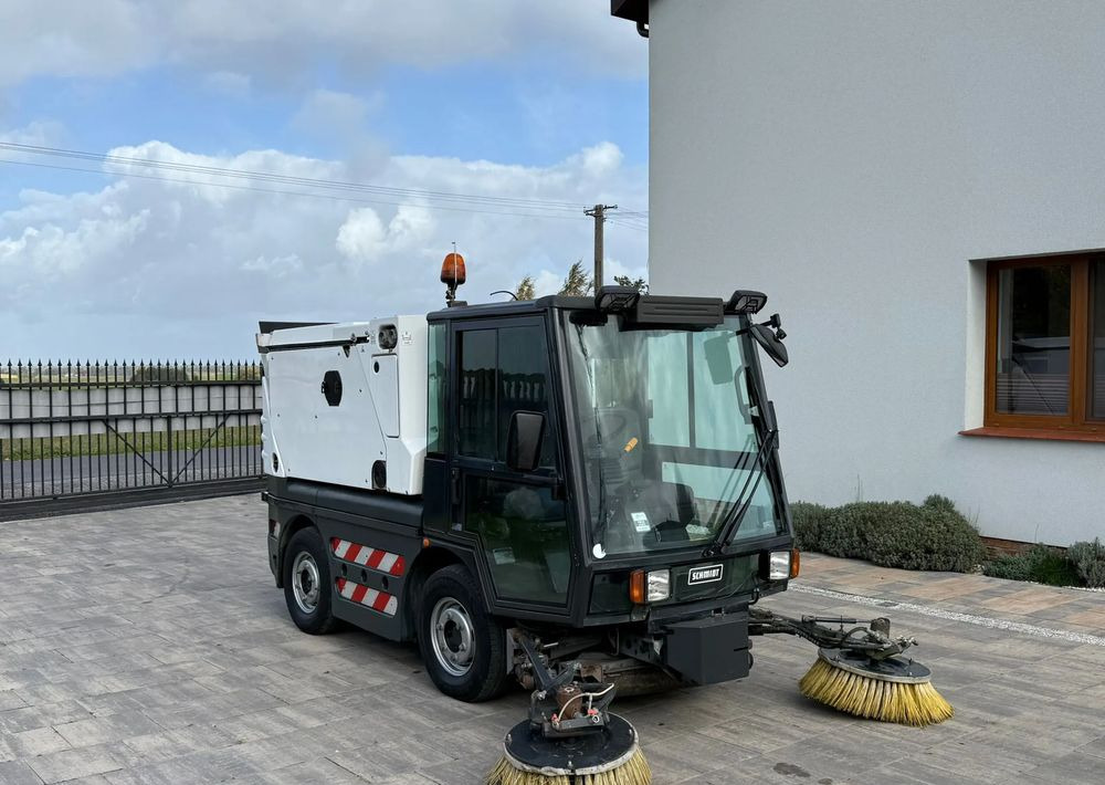 Schmidt Compact 200 - Kamion mbeturinash: foto 1 Schmidt Compact 200 - Kamion mbeturinash: foto 1